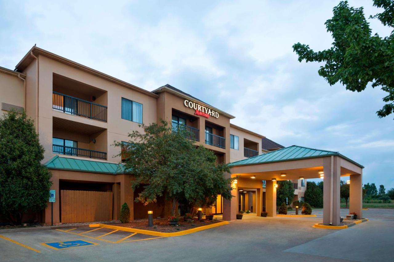 Courtyard By Marriott Springfield Hotel Exterior foto