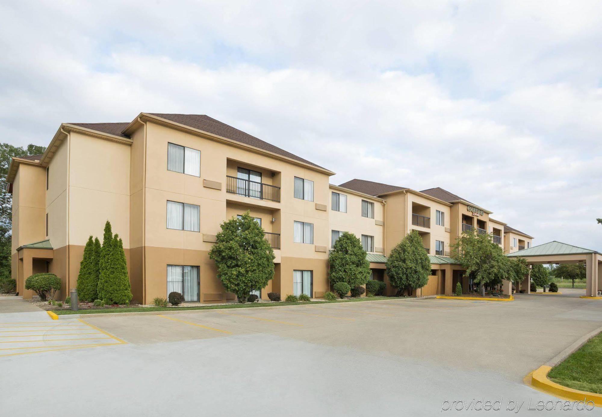 Courtyard By Marriott Springfield Hotel Exterior foto